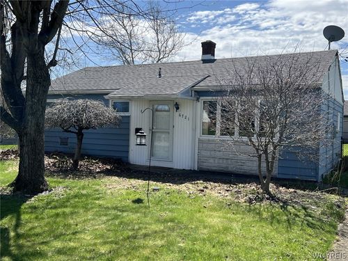 6721 Lindbergh Avenue, Niagara Falls, NY, 14304 | Card Image
