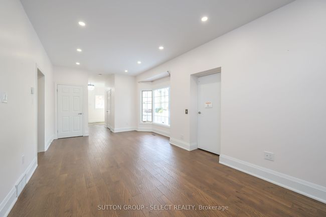 16 - 519 Riverside Dr, Condo with 3 bedrooms, 3 bathrooms and 1 parking in London ON | Image 9