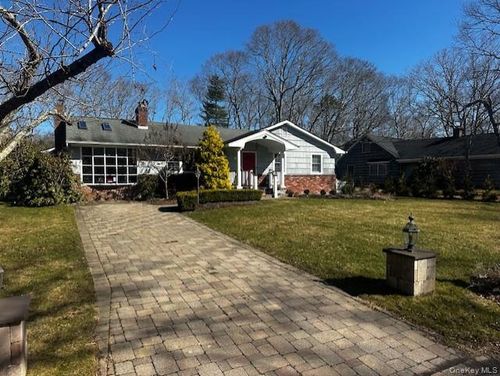 4 Tamarack Ct, East Quogue, NY, 11942-4413 | Card Image