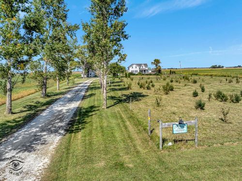 1258 E 2900 North Rd, Clifton, IL, 60927-7107 | Card Image