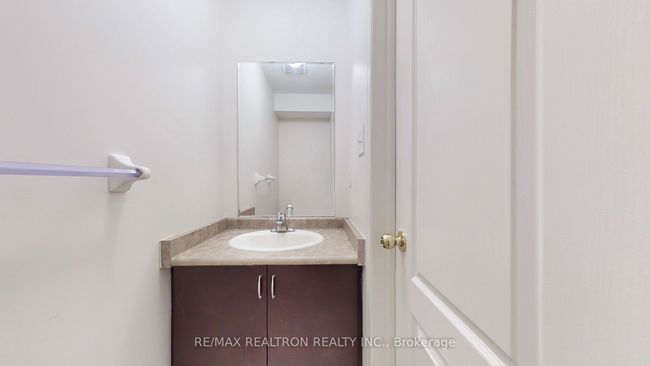 16 Eastern Skies Way, House attached with 3 bedrooms, 4 bathrooms and 1 parking in Markham ON | Image 41