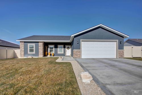 904 Black Mountain Rd, Kimberly, ID, 83341-5418 | Card Image