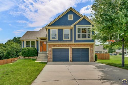 16631 Ruby Ct, Basehor, KS, 66007-7115 | Card Image