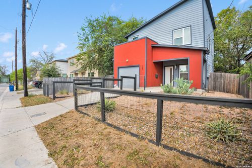 121 Alabama St, San Antonio, TX, 78203-1505 | Card Image