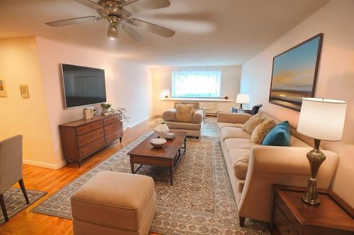 apt-11-28 Brentwood St, Boston, MA, 02134-1341 | Card Image