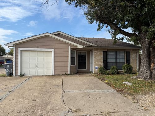 9511 Culberson St, Dallas, TX, 75227-5062 | Card Image