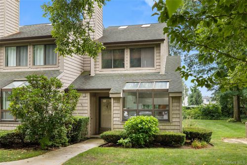 127 Beecher Avenue Ext, East Islip, NY, 11730-1200 | Card Image