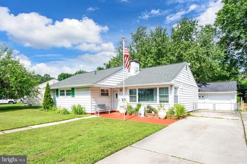 7 Gainor Rd, NEW CASTLE, DE, 19720-1711 | Card Image