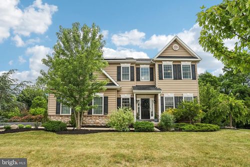 427 Green Meadow Drive, DOUGLASSVILLE, PA, 19518 | Card Image