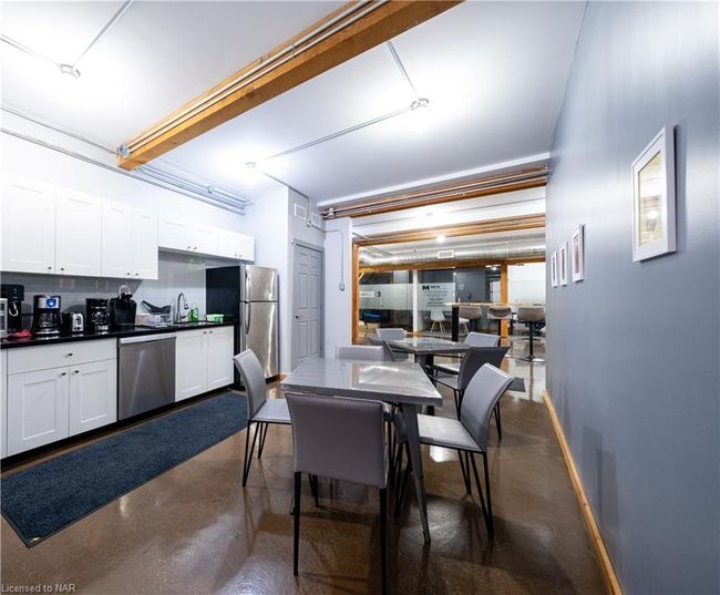 386 St Paul St, Home with 0 bedrooms, 0 bathrooms and null parking in St. Catharines ON | Image 7