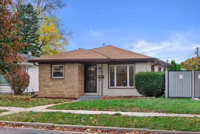 4219 N 67th Street, House other with 3 bedrooms, 1 bathrooms and null parking in MILWAUKEE WI | Image 2