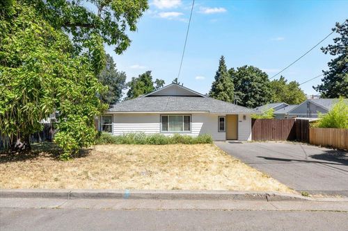 2969 Barbara St, Ashland, OR, 97520-1413 | Card Image