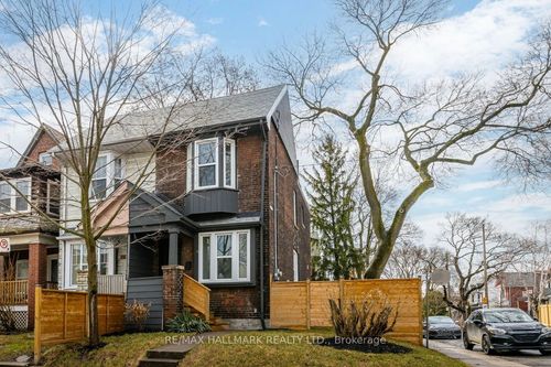 31 Myrtle Ave, Toronto, ON, M4M2A4 | Card Image