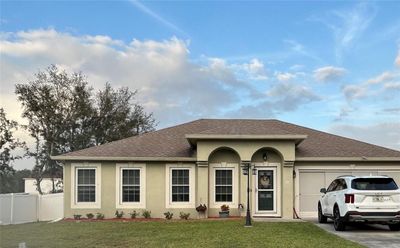 203 Flounder Place, House other with 4 bedrooms, 2 bathrooms and null parking in KISSIMMEE FL | Image 2