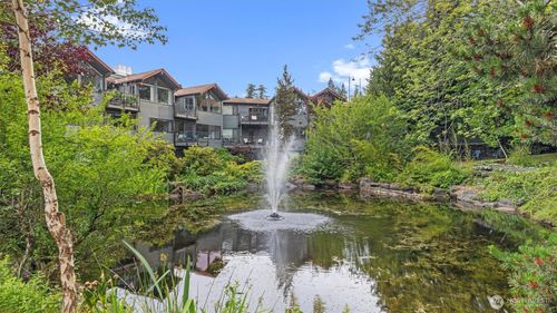 unit-332-19428 Aurora Ave N, Shoreline, WA, 98133-3975 | Card Image