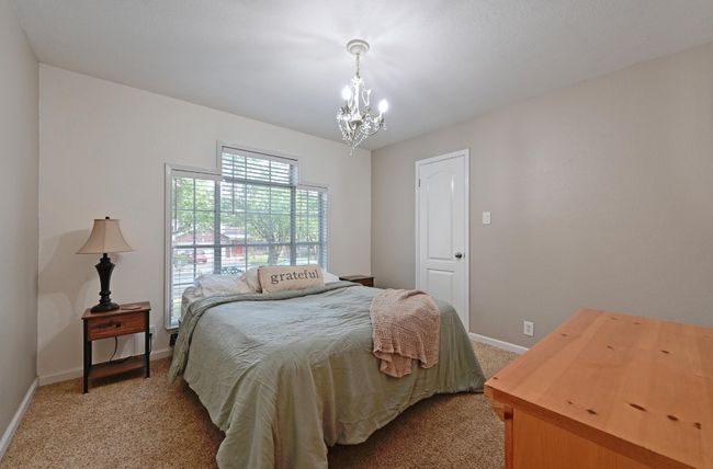 2041 Desco Dr, House other with 3 bedrooms, 2 bathrooms and 2 parking in Austin TX | Image 20