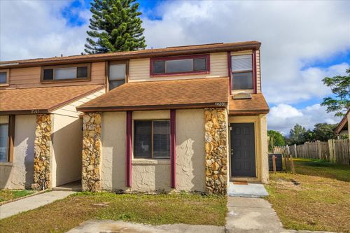 2703 Hunt Club Ln, ORLANDO, FL, 32826-3676 | Card Image
