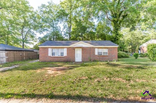 227 Madrid St, Warner Robins, GA, 31093-1811 | Card Image