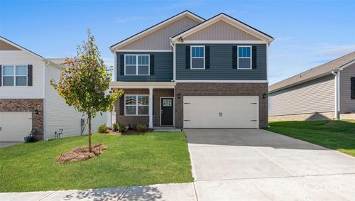 71 Woodvale Dr, Waynesville, NC, 28786-1509 | Card Image