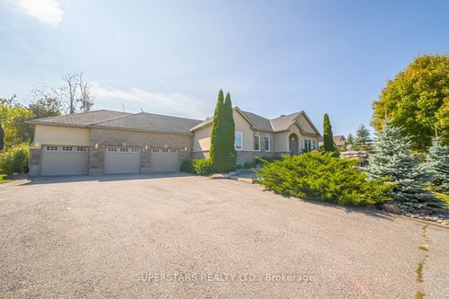 36 Red Oak Cres, Oro Medonte, ON, L0L2L0 | Card Image