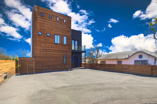 118 Clark Ave, San Antonio, TX, 78203-2311 | Card Image