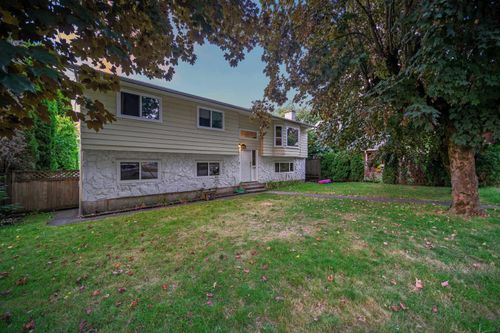 33943 Pine St, Abbotsford, BC, V2S2P4 | Card Image