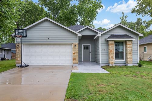 1116 Washington St, Columbus, TX, 78934-2283 | Card Image