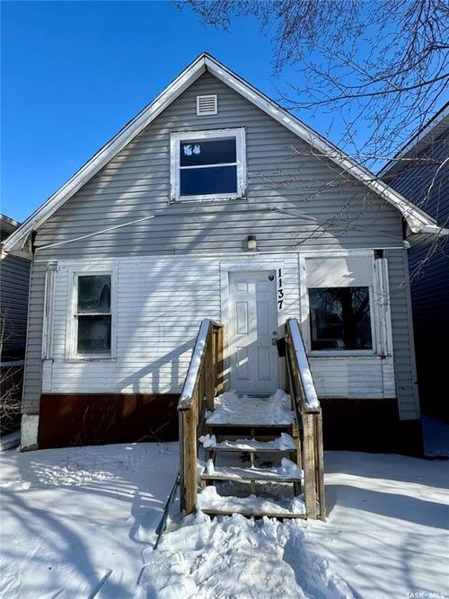 1137 Mctavish Street, Regina, SK, S4T3V6 | Card Image