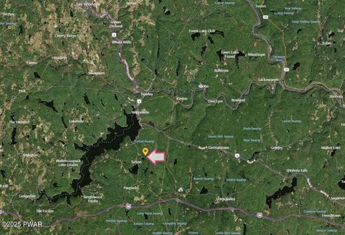 138 Tuckermans Ravine, Tafton, PA, 18464-9650 | Card Image