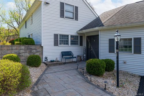 117 Shenandoah Rd, Hopewell Junction, NY, 12533-6604 | Card Image