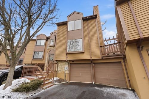 4 Faesch Ct, Rockaway, NJ, 07866-4825 | Card Image