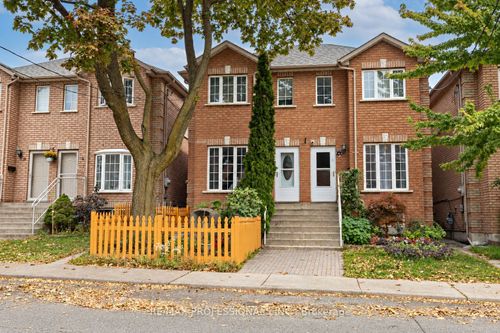 7 Mulock Ave, Toronto, ON, M6N3C3 | Card Image
