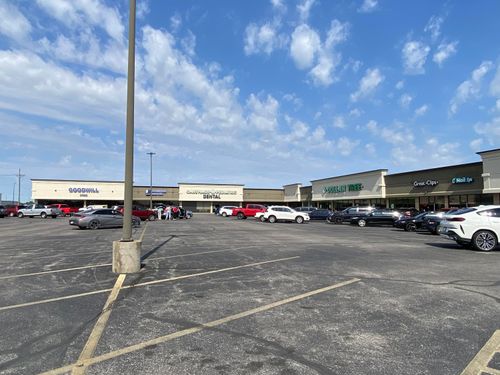 122 W George E Phelps Blvd, Carthage, MO, 64836-7892 | Card Image