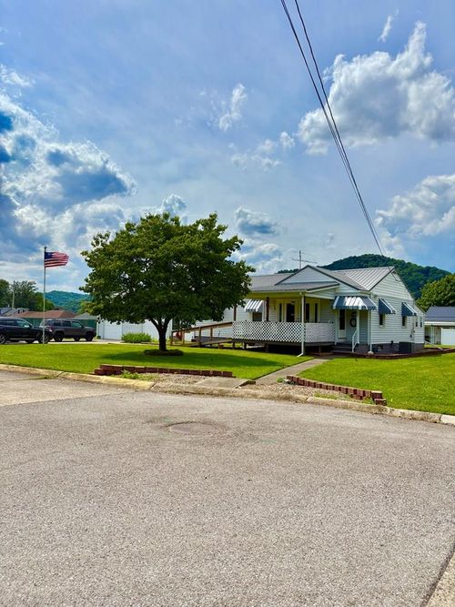 309 North 3rd. Avenue, Paden City, WV, 26159 | Card Image