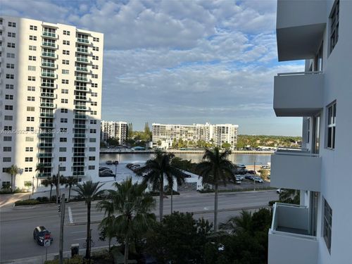 639-3001 S Ocean Dr, Hollywood, FL, 33019-2867 | Card Image