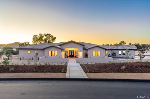 1410 Fire Rock Loop, Templeton, CA, 93465-8387 | Card Image