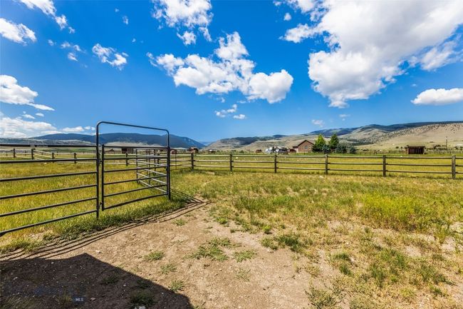 30 Hayfield Loop Trl, House other with 2 bedrooms, 1 bathrooms and null parking in Ennis MT | Image 31