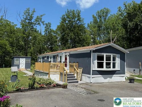 3449 Franklin Sq, NORTHAMPTON, PA, 18067-9694 | Card Image