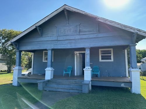 1235 Dequeen Blvd, Port Arthur, TX, 77640-5608 | Card Image