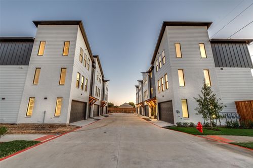 1-3940 Spring Valley Rd, Farmers Branch, TX, 75244-3434 | Card Image