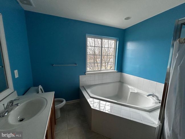 3351 Landmark Ct, Townhouse with 3 bedrooms, 4 bathrooms and null parking in CHAMBERSBURG PA | Image 16