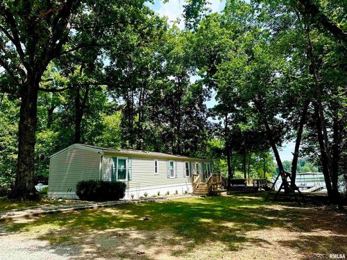 2030 Gierten Rd, Centralia, IL, 62801-8790 | Card Image