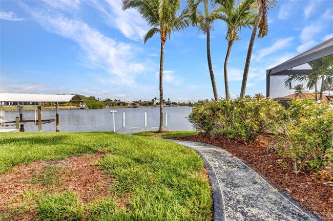 15490 Seafoam Cir, House other with 3 bedrooms, 3 bathrooms and null parking in PORT CHARLOTTE FL | Image 61