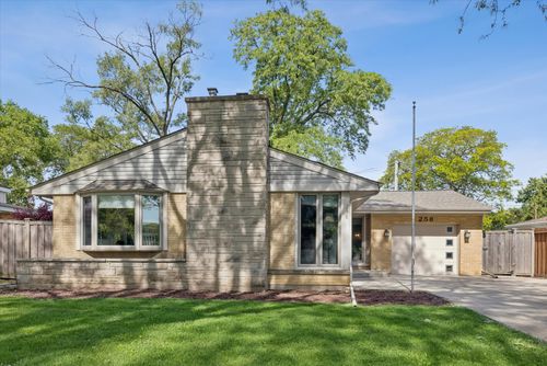 258 S Boyd Ave, Elmhurst, IL, 60126-3668 | Card Image