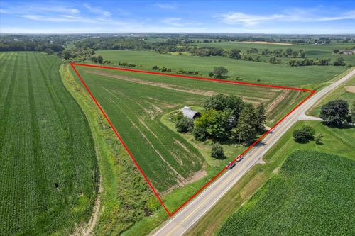7271 County Road I, JUNEAU, WI, 53039-9747 | Card Image