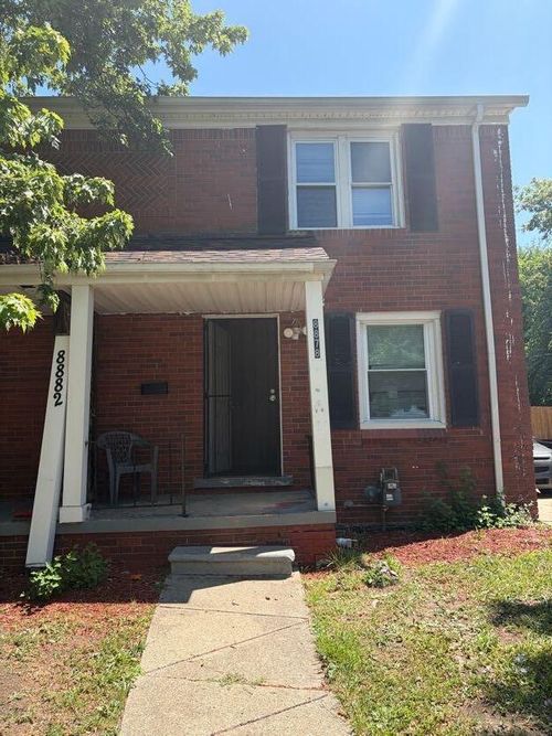 8878 Evergreen Ave, Detroit, MI, 48228-2961 | Card Image
