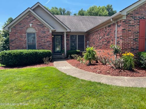 9411 Stonelanding Pl, Louisville, KY, 40272-7200 | Card Image