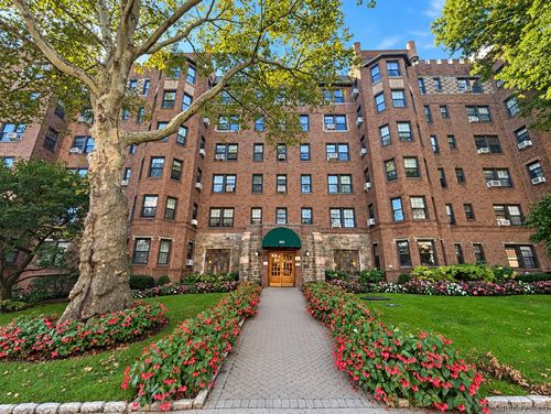 2a-253 Garth Road, Eastchester, NY, 10583 | Card Image