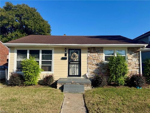 2304 Hanson Ave, Norfolk, VA, 23504-2212 | Card Image