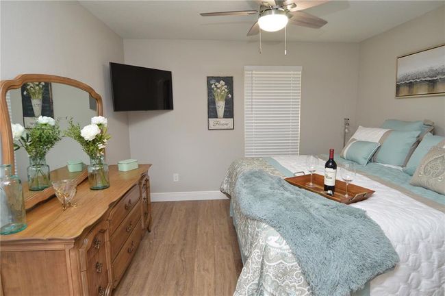 UNIT-202 - 8613 Mallard Reserve Dr, Condo with 2 bedrooms, 2 bathrooms and null parking in TAMPA FL | Image 25